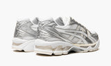 asics-gel-kayano-14-jjjjound-silver-white-1201a457-100-sneakers-heat-3