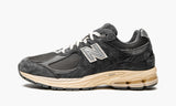 new-balance-2002r-grey-suede-m2002rho-sneakers-heat-1