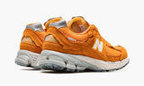new-balance-2002r-protection-pack-vintage-orange-m2002rde-sneakers-heat-3