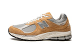 new-balance-2002r-sweet-caramel-m2002rhm-sneakers-heat-1