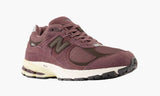 new-balance-550-nightwatch-bb550pwc-sneakers-heat-3