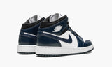 nike-air-jordan-1-mid-armory-navy-gs-554725-411-sneakers-heat-3