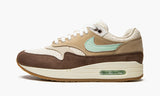 nike-air-max-1-crepe-hemp-fd5088-200-sneakers-heat-1
