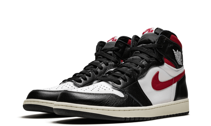 555088-061-Nike-Air-Jordan-1-Gym-Red-Sneakers-Heat-2