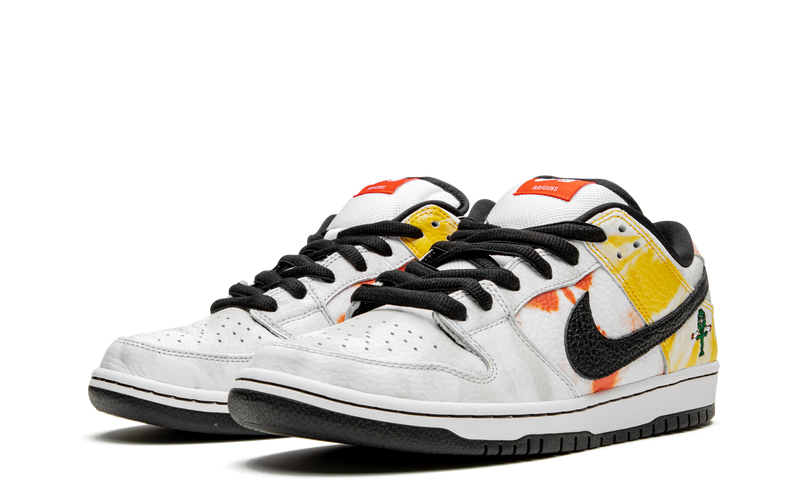 BQ6832-101-Nike-Dunk-Low-SB-Raygun-Tie-Dye-White-Sneakers-Heat-2