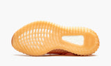 adidas-yeezy-boost-350-v2-mono-clay-gw2870-sneakers-heat-4