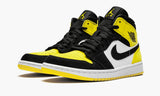 nike-air-jordan-1-mid-yellow-toe-black-852542-071-sneakers-heat-2