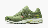 new-balance-2002r-bryant-giles-what-now-m2002rag-sneakers-heat-2