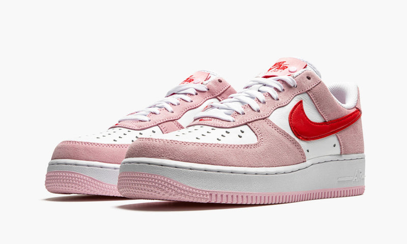 nike-air-force-1-valentine-s-day-love-letter-dd3384-600-sneakers-heat-2