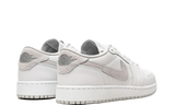 nike-air-jordan-1-low-og-neutral-grey-gs-cz0858-100-sneakers-heat-3