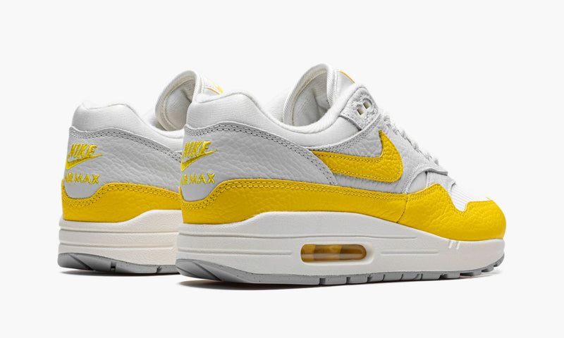 nike-air-max-1-tour-yellow-w-dx2954-001-sneakers-heat-3