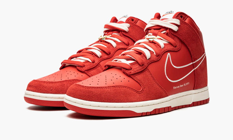 nike-dunk-first-use-red-dh0960-600-sneakers-heat-2