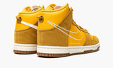 nike-dunk-first-use-university-gold-w-dh6758-700-sneakers-heat-3
