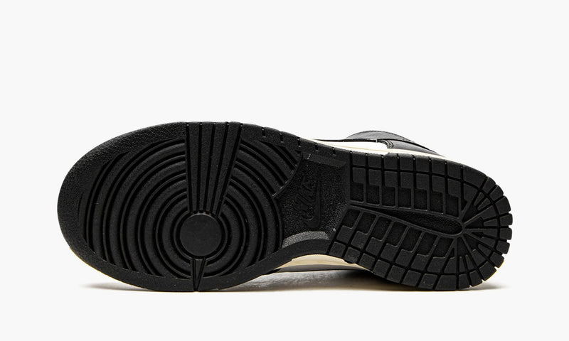 nike-dunk-high-vintage-black-w-dq8581-100-sneaker-heat-4