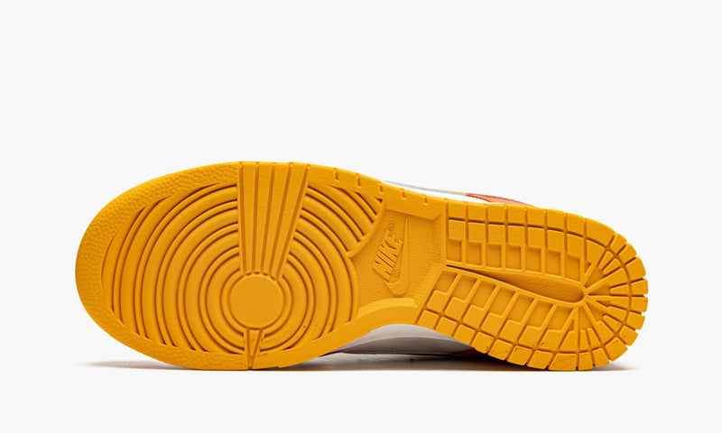 nike-dunk-low-orange-gold-w-dq4690-800-sneakers-heat-4