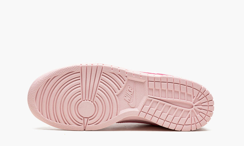 nike-dunk-low-prism-pink-gs-921803-601-sneakers-heat-3