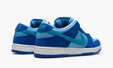 nike-dunk-low-sb-blue-raspberry-dm0807-400-sneakers-heat-3