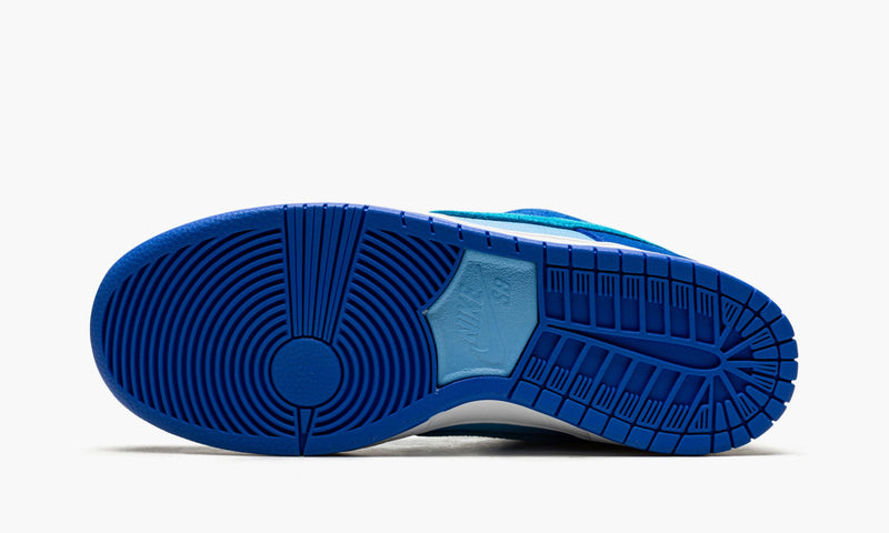 nike-dunk-low-sb-blue-raspberry-dm0807-400-sneakers-heat-4