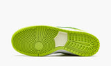 nike-dunk-low-sb-green-apple-dm0807-300-sneakers-heat-4