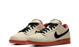 bq6817-100-nike-dunk-low-sb-muslin-hennessy-sneakers-heat-2