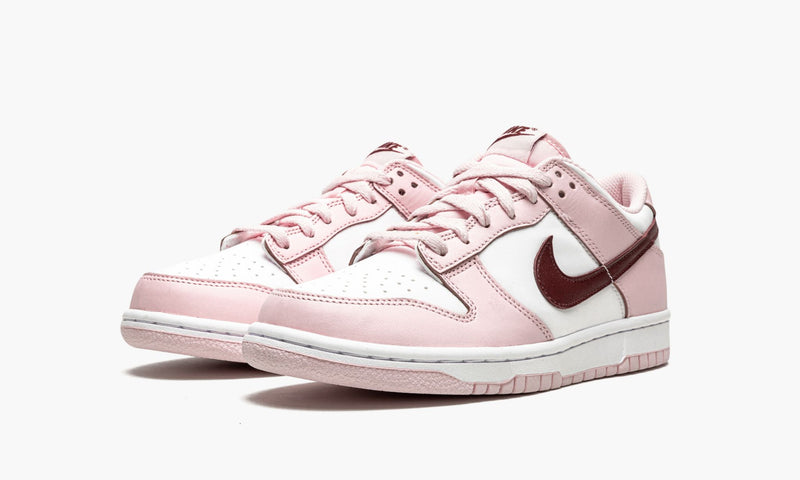 nike-dunk-low-valentine-s-day-cw1590-601-sneakers-heat-2