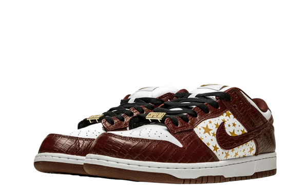 dh3228-103-nike-dunk-sb-low-supreme-barkroot-brown-sneakers-heat-2